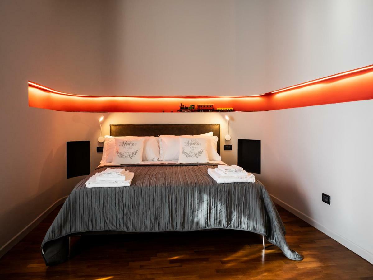 Carlotta Station Suite Bolonya Dış mekan fotoğraf